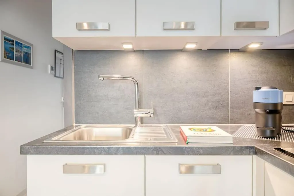 Stunning Apartment In Ostend With Free Parking