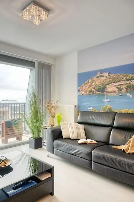 Stunning Apartment In Ostend With Free Parking